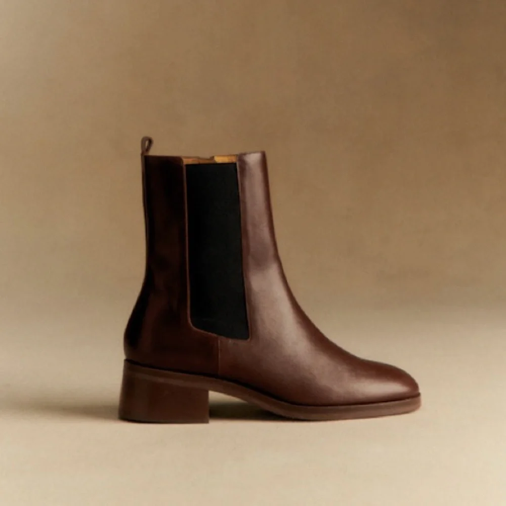 Sézane AGNÈS Ankle Low Boots in Smooth Chocolate